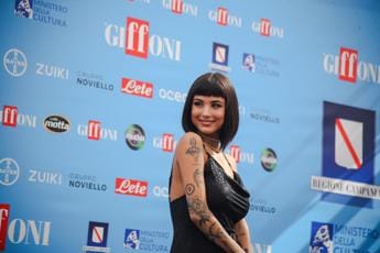 Galleria foto 'A Giffoni l’appello di Giorgia Soleri: “Non chiamateli psicofarmaci”' - foto 1