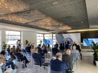 Galleria foto 'Abodi: “Lo sport è strategico e tra principali difese immunitarie sociali”' - foto 1