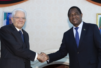 Galleria foto 'Appello di Mattarella, ancora pochi vaccini anti-Covid in Africa' - foto 1