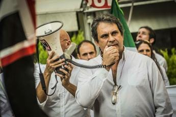 Galleria foto 'Assalto Cgil, tornano in libertà Fiore, Castellino e Aronica' - foto 1