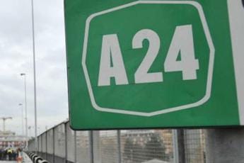 Galleria foto 'Autostrada dei Parchi, Cdm revoca concessione' - foto 1
