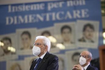 Galleria foto 'Borsellino, Mattarella: “Aveva dimostrato che la mafia non era imbattibile”' - foto 1