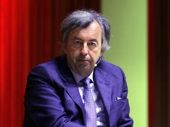 Galleria foto 'Burioni, bufera social per un tweet: cosa è successo' - foto 1