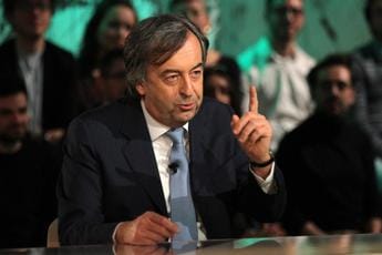 Galleria foto 'Burioni: “Concerto Maneskin Roma Considerare dati scientifici”' - foto 1