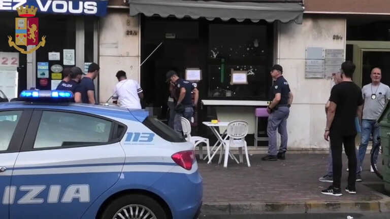 Galleria foto 'Chiusi a Mestre due bar e una pizzeria frequentati da pregiudicati' - foto 1