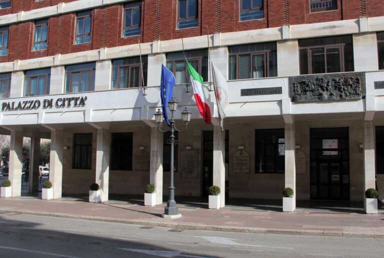 Barletta: è guerra sulla Tari. Scontro a tutto campo tra maggioranza e opposizione