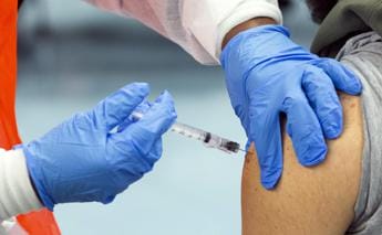 Vaccini: Bene la Basilicata, oltre duemila in 7 giorni