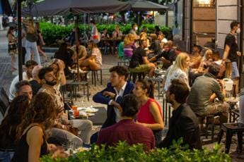 Galleria foto 'Covid Italia, Costa: “Fase gestibile, nessuna restrizione su tavolo governo”' - foto 1