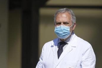 Galleria foto 'Covid Italia, Vaia: “Nuova variante Omicron buca i vaccini”' - foto 1