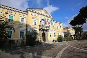 Galleria foto 'Covid oggi Lazio, 10.367 contagi e 6 morti. A Roma 5.688 casi' - foto 1