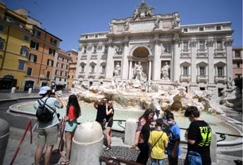 Galleria foto 'Covid oggi Lazio, 9.083 contagi e 7 morti. A Roma 4.620 casi' - foto 1