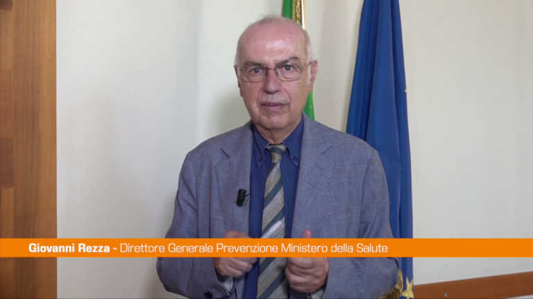 Galleria foto 'Covid, Rezza “Casi aumentano, mantenere prudenza”' - foto 1
