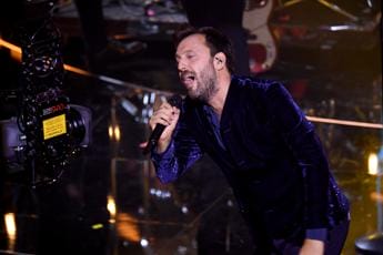 Galleria foto 'Cremonini in tour, stasera gran finale a Imola' - foto 1