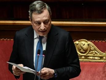 Galleria foto 'Crisi governo, Draghi oggi in Senato per la fiducia – Diretta' - foto 1