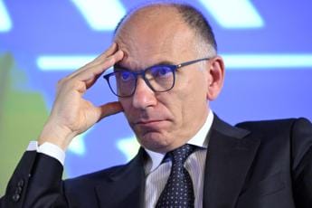 Galleria foto 'Crisi governo, Letta: “Non disponibili a tirare avanti purchessia”' - foto 1