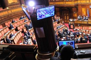 Galleria foto 'Crisi governo, M5S: “Irresponsabili non noi ma chi non dà risposte al Paese”' - foto 1