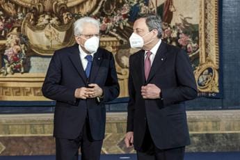 Galleria foto 'Crisi governo, no a dimissioni Draghi e rinvio a Camere: scelta Mattarella, precedenti' - foto 1
