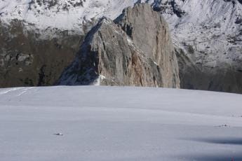Galleria foto 'Crollo Marmolada, escursionisti non rispettano divieto' - foto 1