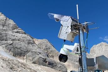 Galleria foto 'Crollo Marmolada, nuove ricerche: ecco radar, interferometro e sirene' - foto 1