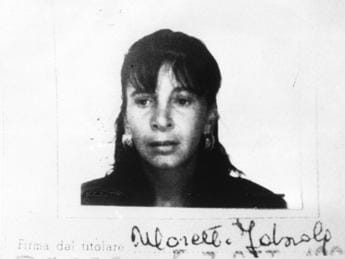 Galleria foto 'Deve scontare 9 anni per spaccio, torna in carcere Fabiola Moretti' - foto 1