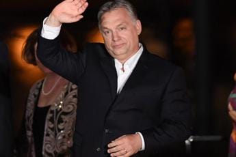 Galleria foto '“Discorso nazista degno di Goebbels”, consigliere di Orban si dimette' - foto 1