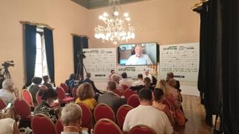 Galleria foto 'Economia circolare e rinnovabili, i vantaggi secondo gli italiani' - foto 1