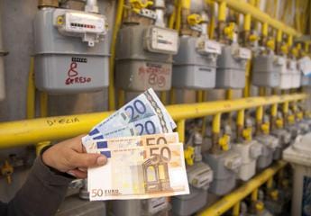 Galleria foto 'Elettricità, Arera: “Nel 2021 per imprese prezzi media lordi più alti rispetto area euro”' - foto 1