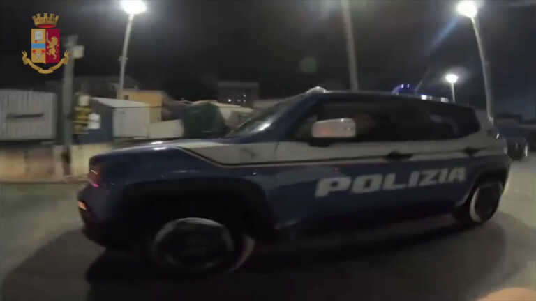 Galleria foto 'Faida tra clan della Camorra a Napoli, 29 arresti' - foto 1