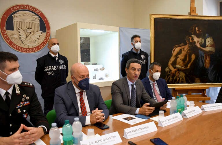 Torna in Italia la tela “Caritas romana” di Artemisia Gentileschi – VIDEO