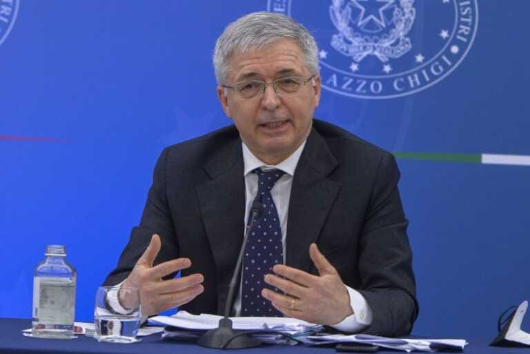 Galleria foto 'Franco “Per 2022 Pil al 3%, ridurre cuneo fiscale”' - foto 1