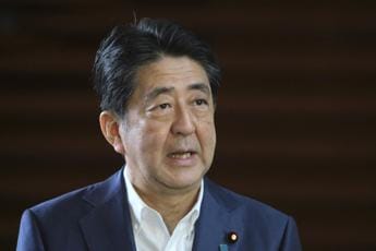 Galleria foto 'Giappone, ex premier Abe ferito da colpi arma fuoco: “Non dà segni di vita”' - foto 1