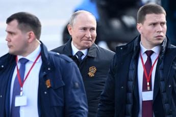 Galleria foto 'Governo, Economist: “Effetto Putin su M5S e maggioranza”' - foto 1