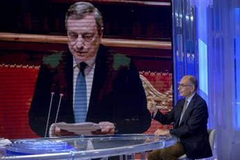 Galleria foto 'Governo, incontro Letta-Draghi: “Sostegno Pd”' - foto 1