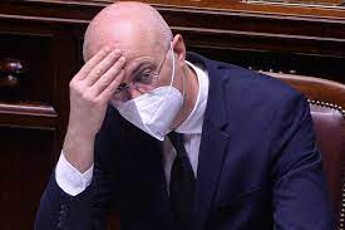 Galleria foto 'Governo, la mossa di D’Incà: evitare fiducia su dl Aiuti' - foto 1