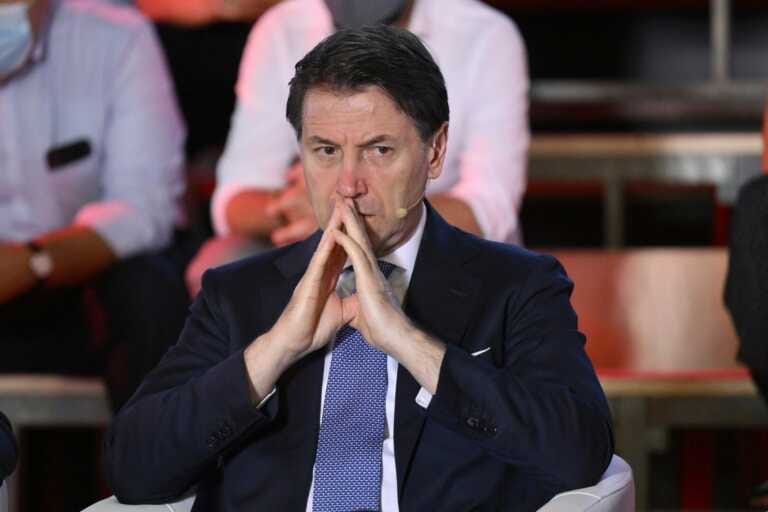 Galleria foto 'Governo, telefonata Draghi – Conte' - foto 1