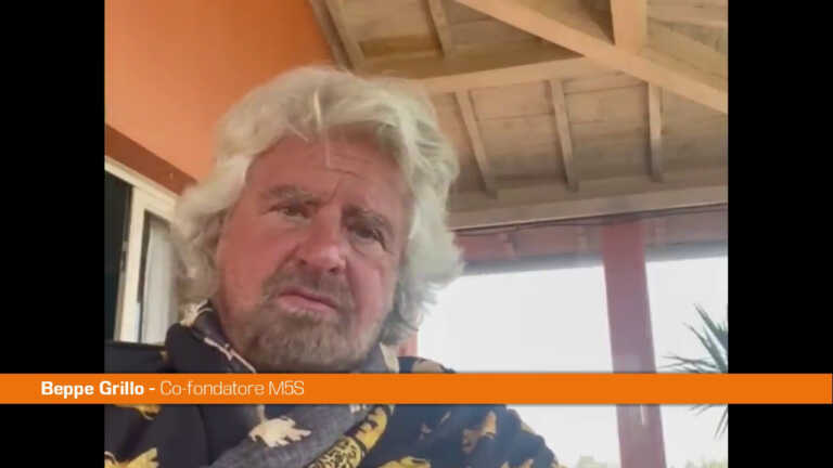 Galleria foto 'Grillo “Il doppio mandato diventi legge dello Stato”' - foto 1