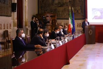 Galleria foto 'Inps: ‘Segnali preoccupanti, crescono redditi inferiori a soglia accesso Rdc’' - foto 1