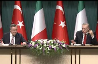 Galleria foto 'Italia-Turchia, accordi e intese: da patente guida a industria difesa' - foto 1