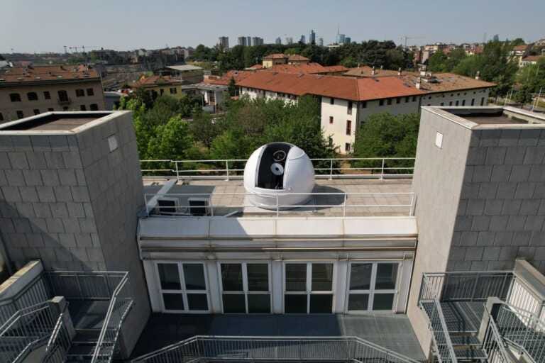 Galleria foto 'La Bicocca inaugura il suo Telescopio, nuovo sguardo sul cielo di Milano' - foto 1