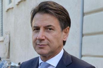 Galleria foto 'Lavoro, Conte: “Incentivare contratti a tempo indeterminato”' - foto 1