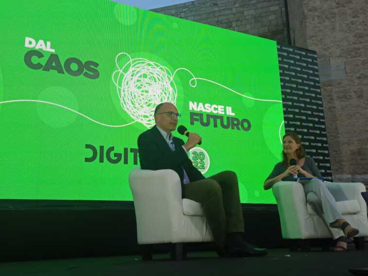 DigithON al via, Letta: «Da Bisceglie richiesta al Paese di scommettere sui ragazzi»