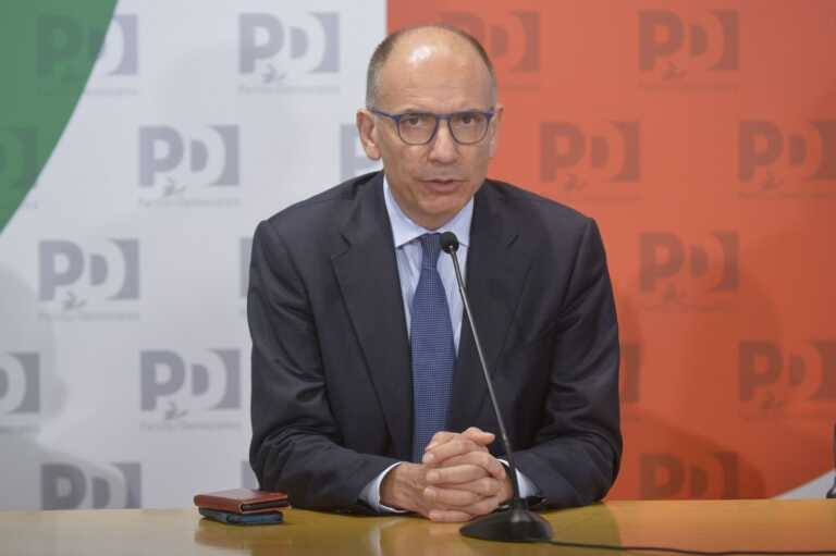 Galleria foto 'Letta “Faremo una campagna elettorale casa per casa”' - foto 1