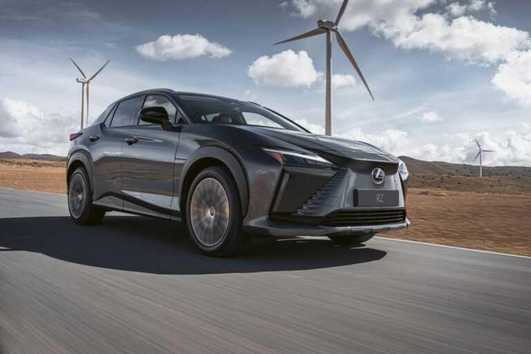Lexus RZ, la potenza dello sprint di un ghepardo