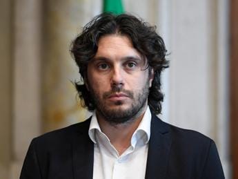 Galleria foto 'M5S, Silvestri nuovo capogruppo alla Camera' - foto 1