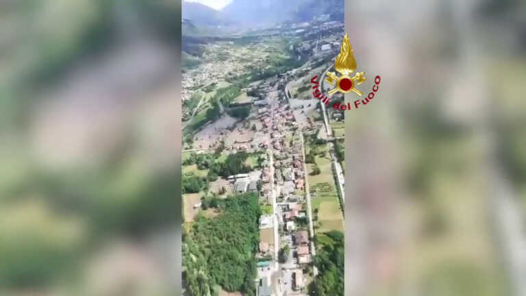 Galleria foto 'Maltempo Brescia, evacuazione di un campo estivo a Ceto' - foto 1