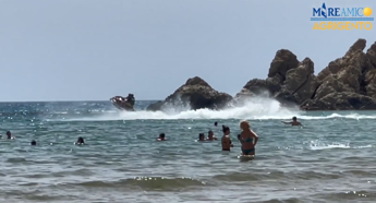 Galleria foto 'Mareamico: “Moto d’acqua da Far west nelle spiagge agrigentine”' - foto 1