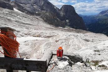 Galleria foto 'Marmolada, console ceco Kuděla: “Vicino a famiglie delle vittime”' - foto 1