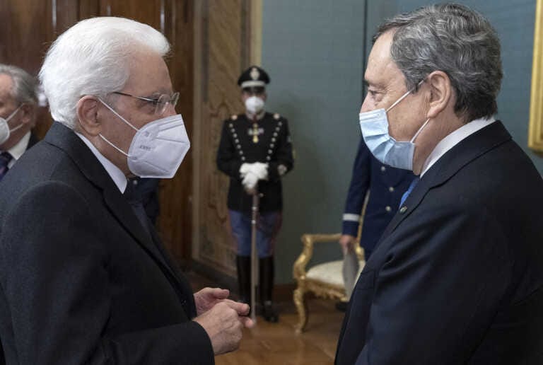 Mattarella respinge le dimissioni di Draghi: «Vada alle Camere per valutare la situazione»