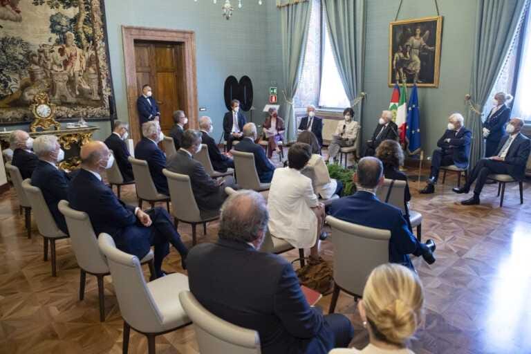 Galleria foto 'Mattarella riceve una delegazione della Fondazione Occorsio' - foto 1
