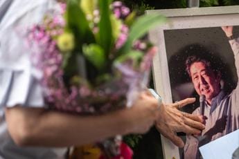 Galleria foto 'Morte Shinzo Abe, killer voleva uccidere leader gruppo religioso' - foto 1